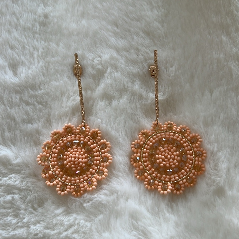 NWOT Peach Beaded Flower Earrings